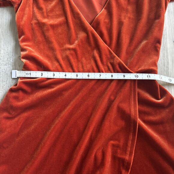 Urban Outfitters Long Sleeved Velvet Jumpsuit Romper Terra-Cotta Orange Size XS - Picture 4 of 8